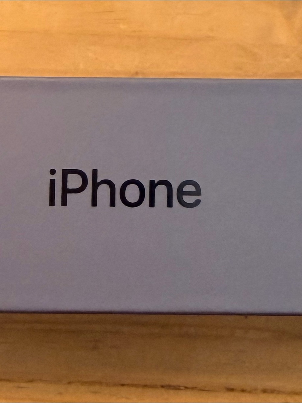 Apple iPhone Box - Picture 3 of 4